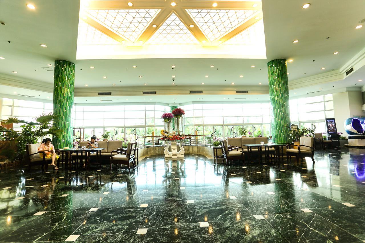 Sunshine Resort Intime Sanya Buitenkant foto